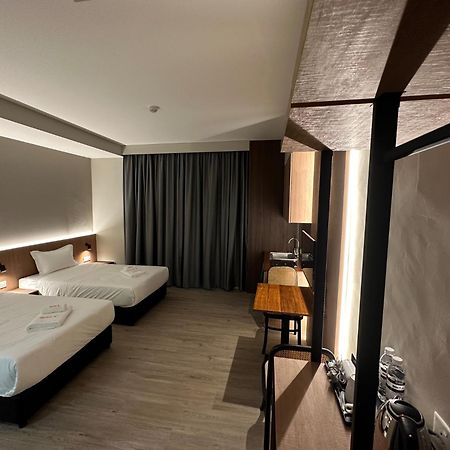Roxy Hotel Aiman Kuching Exteriér fotografie
